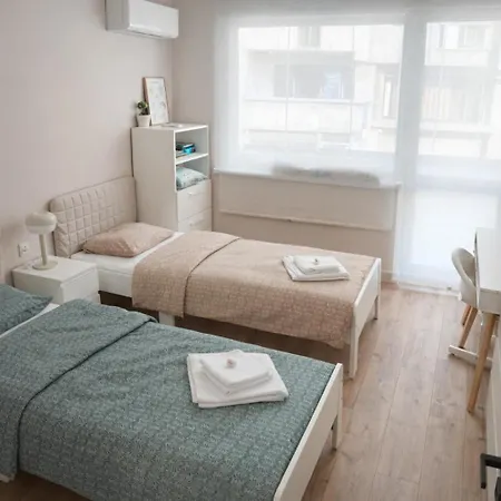 Lejlighed Luxury Boutique 2-bedroom Downtown