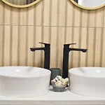 アパート Luxury Boutique 2-bedroom Downtown ブルガス