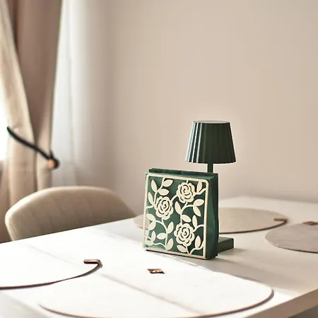 Apartmán Luxury Boutique 2-bedroom Downtown Burgas City