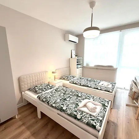 Apartman Luxury Boutique 2-bedroom Downtown