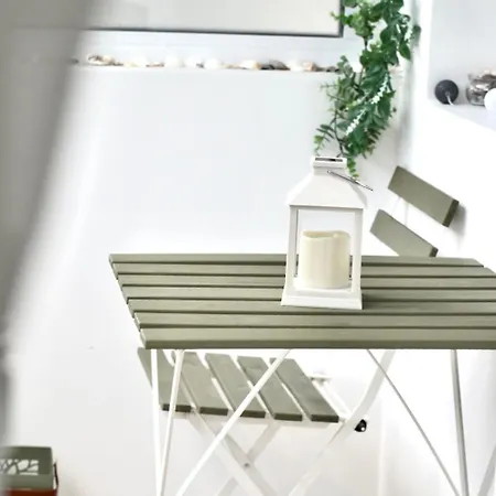 Apartman Luxury Boutique 2-bedroom Downtown Burgasz