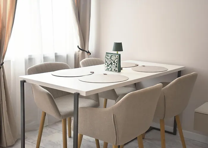 Boutique 2-bedroom Downtown 부르가스